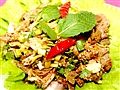 泰(tài)式牛(niú)肉沙拉(lā)